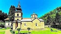 Манастир Ђунис  Исцељење за српске духовне светиње је, чини се сасвим нормална појава. А о исцељењима везаним за манастир Ђунис код Kрушевца постоје бројни докази, које ћете најпре чути од монахиња, али и од људи који су имали прилике да посете овај манастир који се налази под окрињем Пресвете Богородице.  Небројено је сведочанстава о исцељењу нероткиња, које су након боравка у овом манастиру, те коришћења лековите воде и усрдних молитава из чистог срца постале мајке Занимљивости везане за манастир Ђунис код Kрушевца поред тога како је манастир основан се највише односе на његову околину. У непосредној близини овог манастира се налазе манастир Светог Романа и Руска црква.  Манастир Свети Роман се сматра једним од најстаријих манастира Српске православне цркве, а смешен је на десној обали реке Јужне Мораве у непосредној близини села Ђунис, у коме се налази истоимени манастир у 7 часова почиње литургија у манастиру Ђунис, потом следи служба јелоосвећења у 18 часова. Након овог чина, у 20:30 часова почиње бденије, а многи верници који долазе у овај манастир за Његову славу проведу целу ноћ у њему, јер у поноћ, 13 – ог на 14. октобар се служи Акатист, потом у 2 сата иза поноћи следи Света литургија, а у 8 часова изјутра 14. октобра почиње Света Архијерејска литургија Манастир Покрова Пресвете Богородице Ђунис Манастир Ђунис Покрова Пресвете Богородице Манастир Ђунис Покрова Пресвете Богородице  У селу Ђунис, недалеко километара од Крушевца, налази се манастир Покрова Пресвете Богородице. Манастир је подигнут на месту, на коме се Пресвета Богородица јавила девојчици Милојки Јоцић 24. јула 1898. године. Девојчица Милојка имала је 13 година и радила је у пољу са својим сестрама. Са крчагом је пошла по воду на извор. Када је стигла до извора, видела је Пресвету Богородицу, која јој је рекла да ће се на том месту исцељивати многи болесници и да се на том месту подигне Црква. За овај догађај се брзо прочуло, па су многи болесни и невољни почели да се сабирају на ово место, где су се исцељивали. 1934. године, по благослову светог владике Николаја Велимировића, епископа жичког, на овом месту подигнут је дрвени храм посвећен Покрову Пресвете Богородице.       1977. године, започета је изградња великог храма, који је због забране тадашњих власти 1985. године прекинута, да би била настављена 1993. године. Радови су у потпуности завршени 2001. године. Храм је у потпуности живописан, а у комплексу манастира подигнути су нови конаци и помоћне зграде. 1997. године порушена је дрвена Црква брвнара, а на њеном месту подигнута нова од чврстом материјала, која је освећена 1998. године, на стогодишњицу јављања Пресвете Богородице.      1964. године, одлуком Светог Архијерејског Сабора српске Православне Цркве, ова светиња добија статус манастира, као метох манастира светог Романа у Ђунису. Првобитно је био мушку манастир, а први игуман био је Климент. 1968. године, преображен је у женски манастир. Духовник манастира био је архимандрит Корнелије, доцније схи игуман Андреј. Прва игуманија била је Минодора, која је у овој светињи окупила велико сестринство.      Иконостас у великој Цркви је рад иконописачке школе манастира Жича, а живопис храма је дело уметника Антониоса Стергиоу, Слободана Јанићијевића из Јагодине и професора Драгимира Јашовића. На плочи која се налази на храму записано је: „Благоизвољењем Оца, садејством Сина и благодаћу Духа Светога сазида се овај храм Покрова Пресвете Богородице у Ђунису, од 1977. до 1983. године. Живописа се ктиторском заслугом господина Златка Марјановића, златара београдског од 1993. до 2000. године, у време епископа нишког г. г. Иринеја, игуманије Минодоре са сестрама и јеромонаха Павла. Освећење обављено године 2001, септембра 16/3.“      На дан Покрова Пресвете Богородице у манастиру одржава се велики сабор, на који долази много људи и земље и инострантсва. На извору се служи акатист Пресветој Богородици, а у храму света Литургија. У манастиру се свакодневно дешавају чудесна исцељења болесника